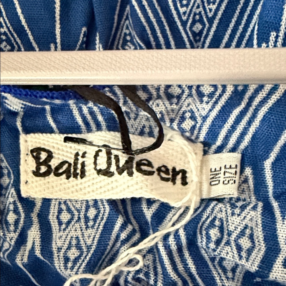 Bali Queen Blue Printed caftan cover up one size NWT - Picture 3 of 4